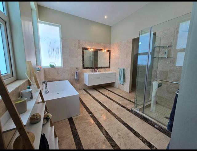 6 BEDROOM PROPERTY TO RENT IN WATERKLOOF RIDGE